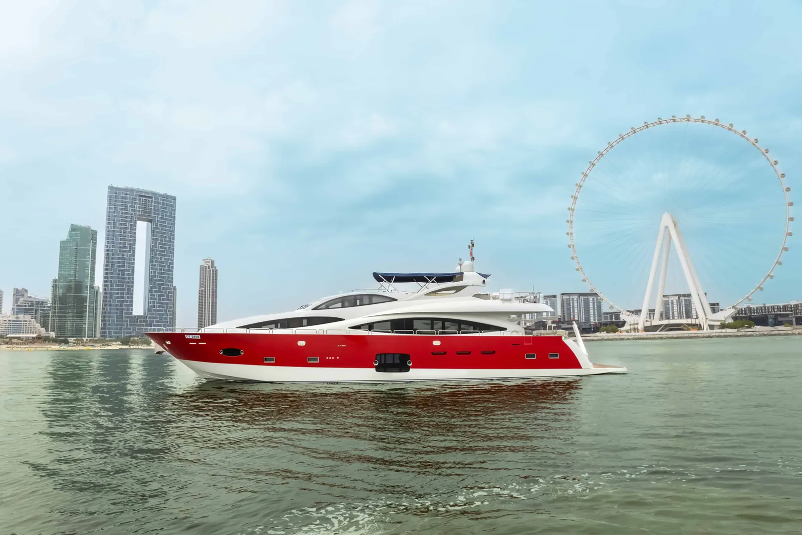 The Kona 110 ft yacht in Dubai, a large party yacht for up to 85 guests