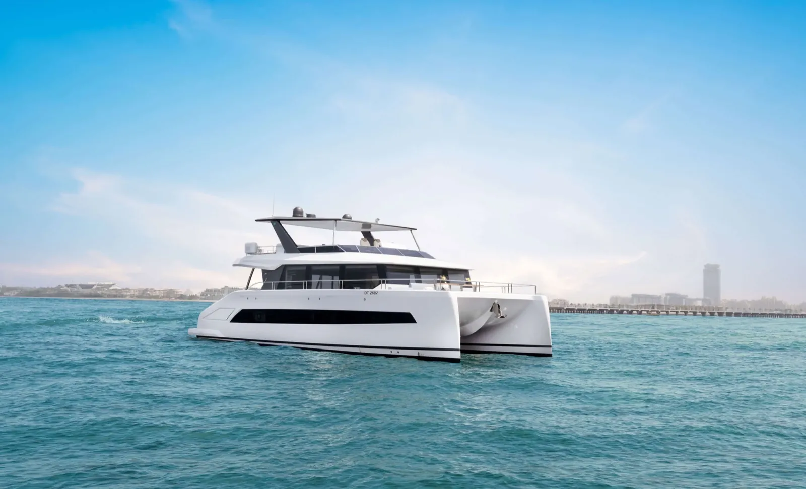 Catamaran Volare 60 ft pour 45 personnes, de la collection VIP de Gold Water Yachts